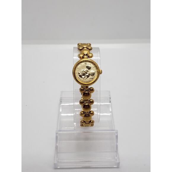 Disney Mickey Mouse watch. Mickey engraved into watch face. V401-X172 main image 4